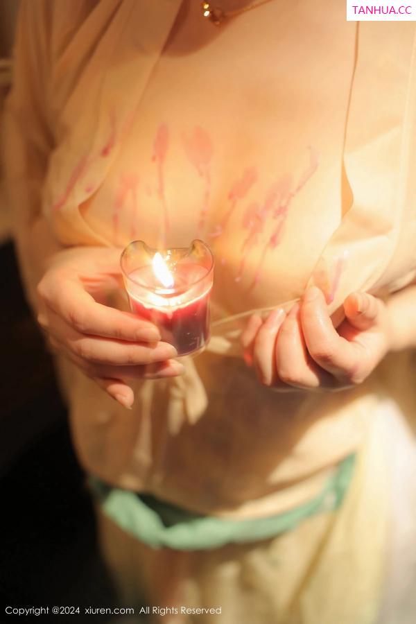 陈诗诗 诗诗 [XiuRen]高清写真图 2024.02.22 No.8128 诗诗kiki 性感美臀第68张图片